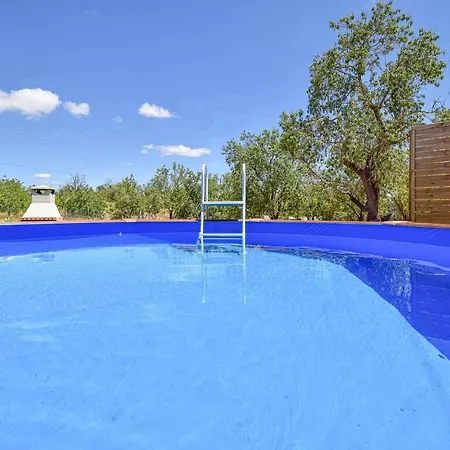 Semesterbostad Titeresa By Mtphomes *